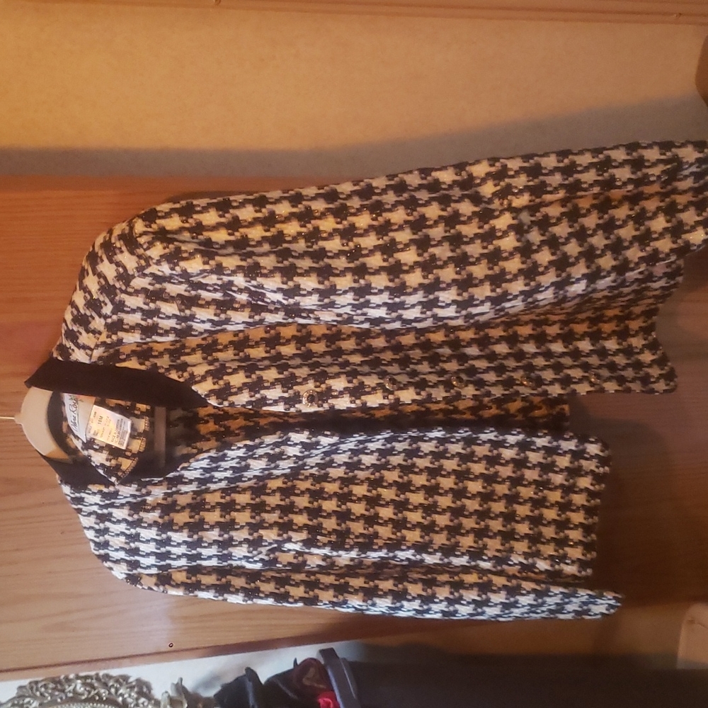 Sweater type light jacket